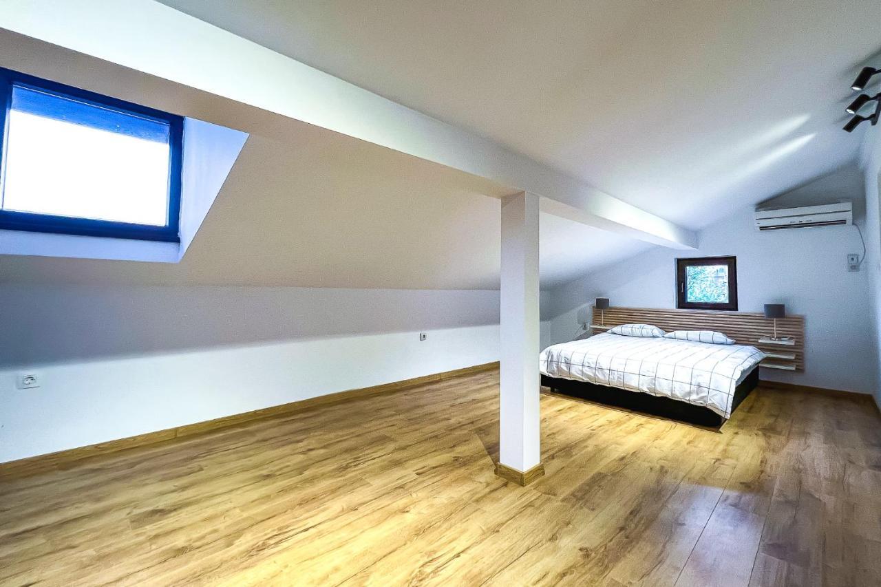 Deluxe Central Rooms Karlovo Eksteriør bilde
