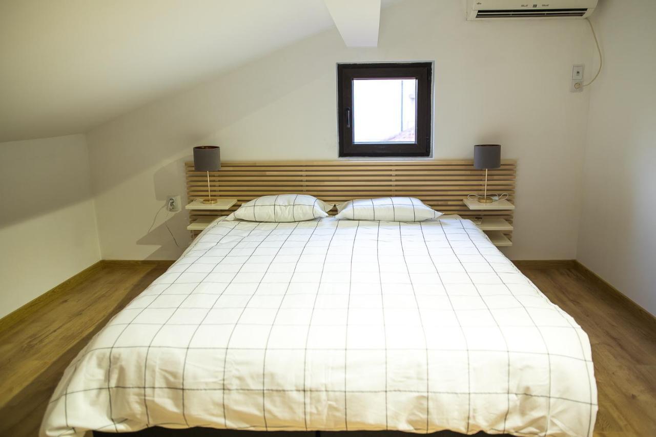 Deluxe Central Rooms Karlovo Eksteriør bilde